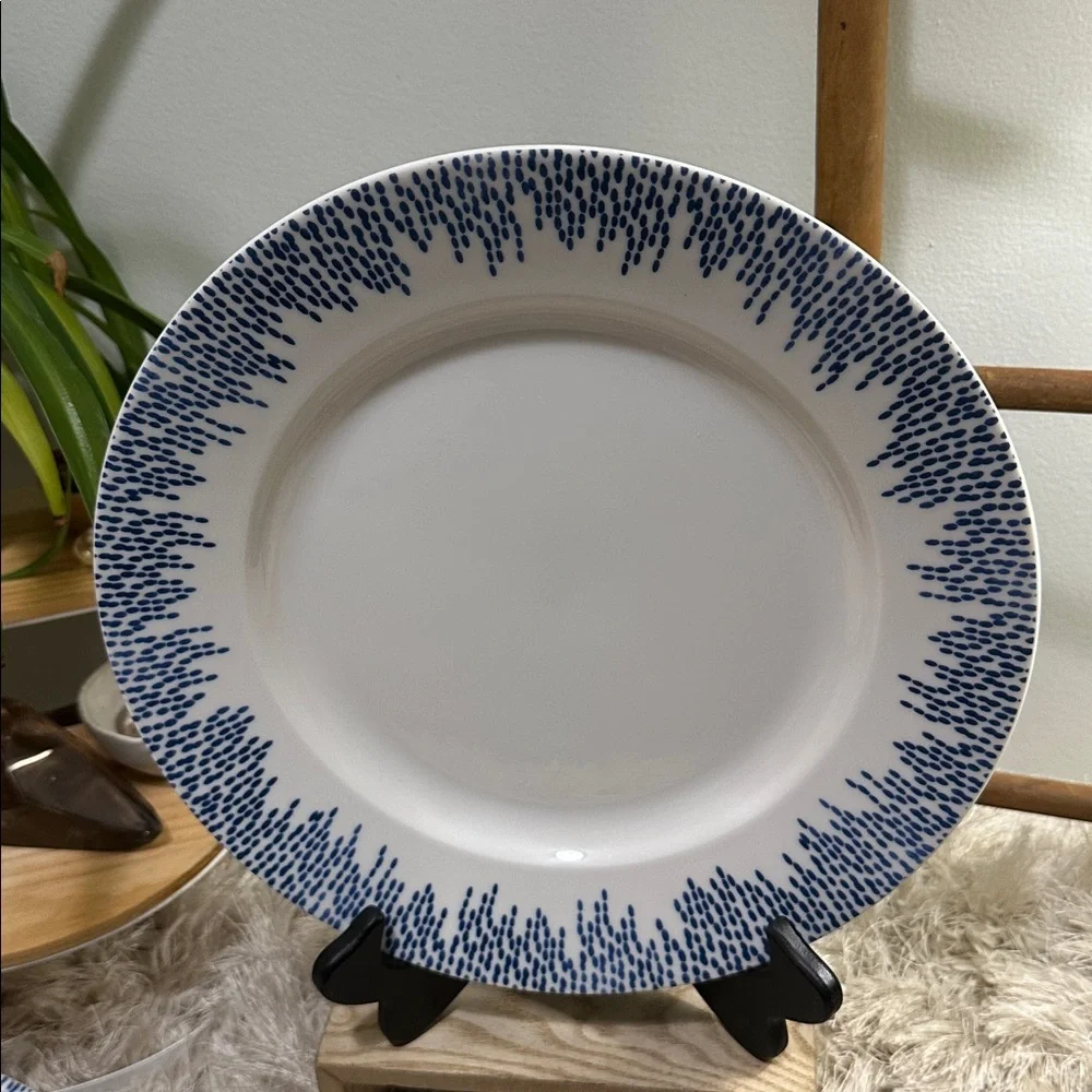 Martha Stewart For Macy's Stockholm Blue &‎ White Pattern Dinner Plates Set Of 4